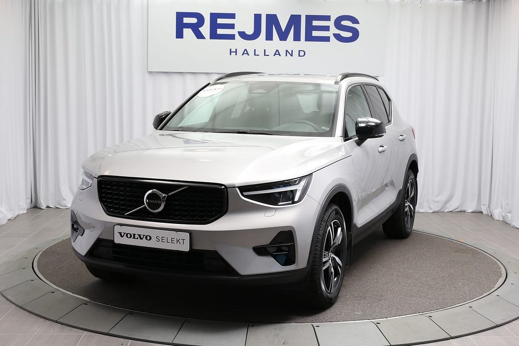 Volvo XC40 B4 FWD Bensin Plus Dark