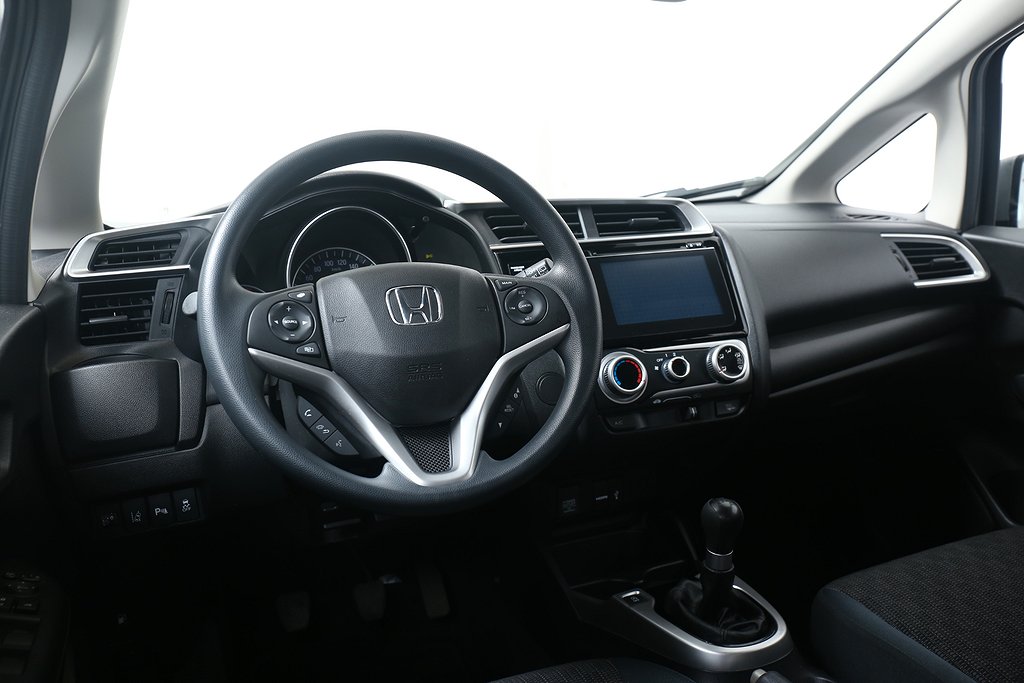 Honda Jazz 1,3 i-VTEC 102hk Comfort ADAS 5D Motorv 1brukare 2016