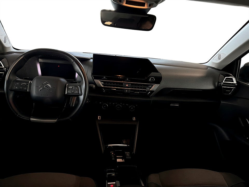 Bild på Citroën C4-X Shine 1.2 PT 130hk Aut B-KAMERA HUD RATTVÄRME