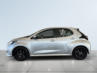 Toyota Yaris Hybrid CVT Active S&V-hjul/Adaptiv Farthållare/Kamera – bild 4