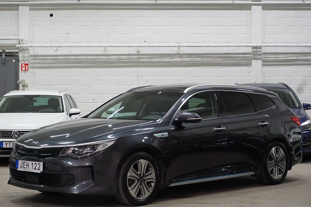 Kia Optima Sport Wagon Plug in Plus 2 Panorama Drag 