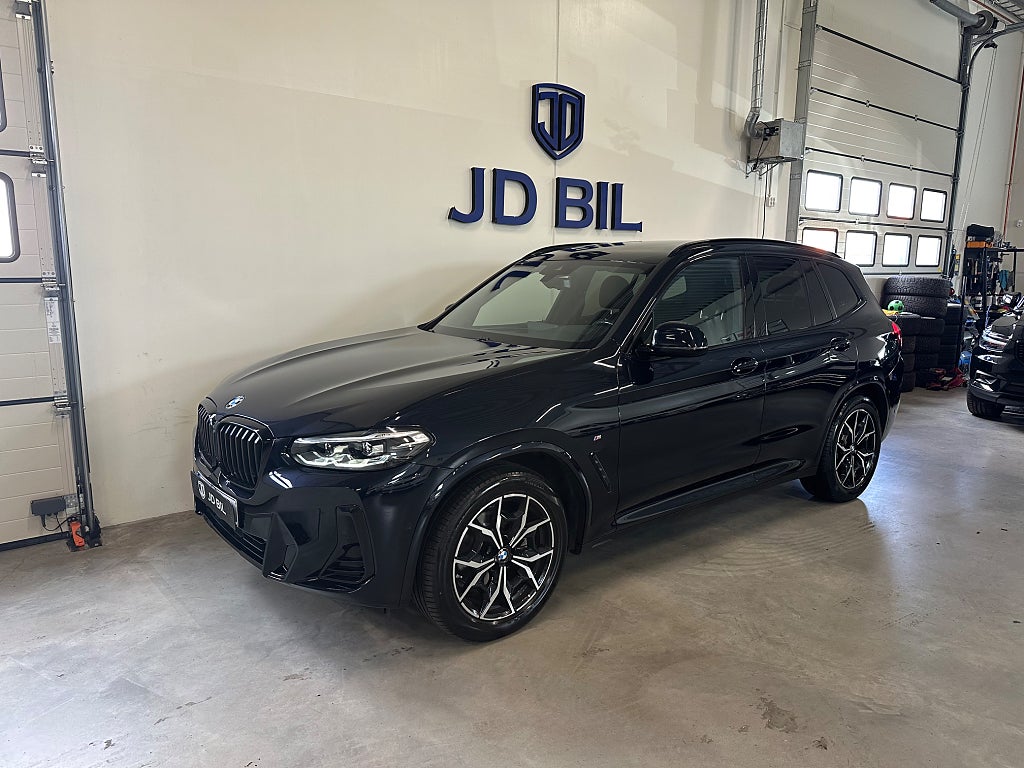 BMW X3 xDrive20d M Sport H/K Värmare Drag Bkamera Navi 190hk