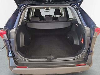 Toyota RAV4 Hybrid AWD S&V-hjul Kamera HuD Cockpit AdaptivF