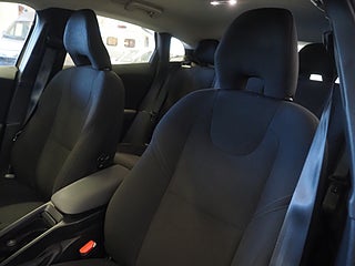 Halvkombi Volvo V40 16 av 23