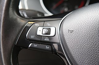Kombi Volkswagen Passat 13 av 24