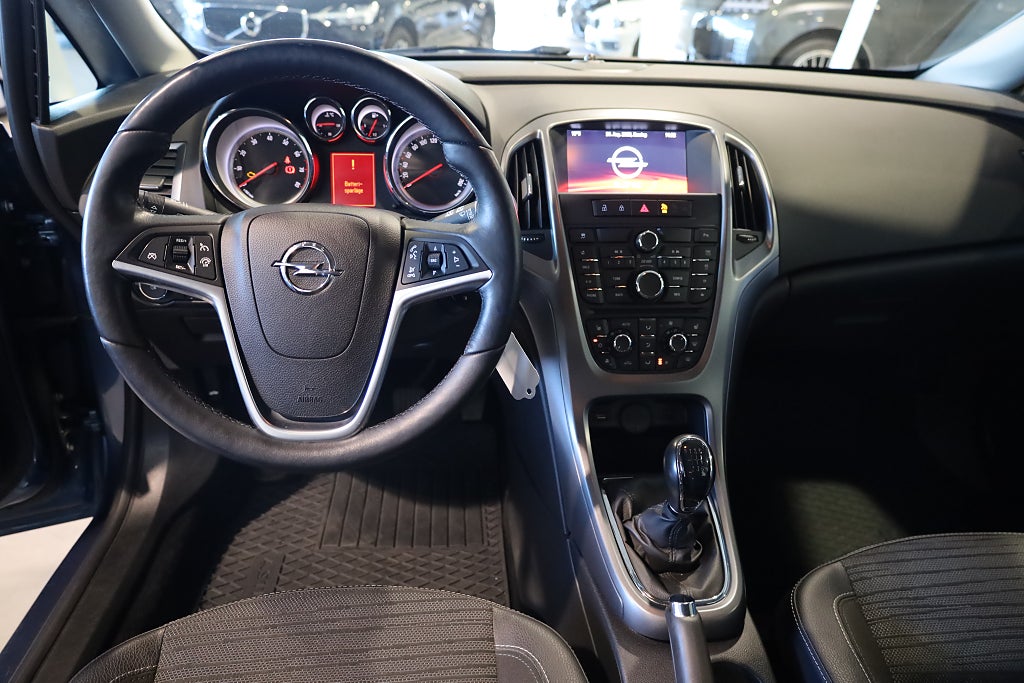 Opel Astra 1.4 Turbo ecoFLEX Enjoy Drag Blåtand Rattvärme 2015