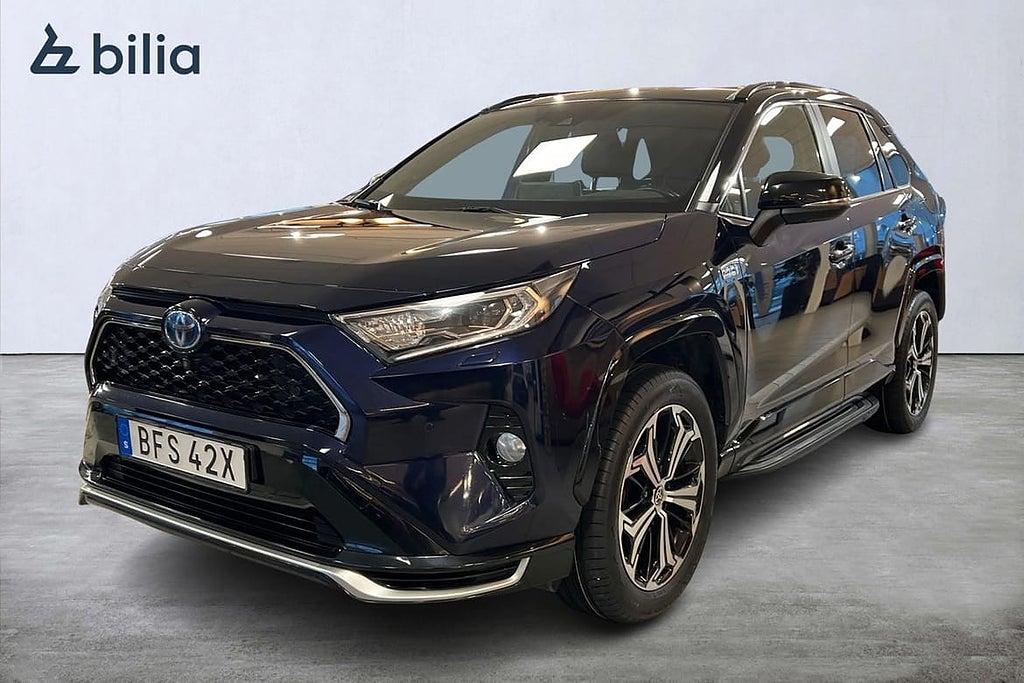 Toyota RAV4 Laddhybrid 2,5 AWD-I Style Premium JBL Nyservad Nya Sommarh...