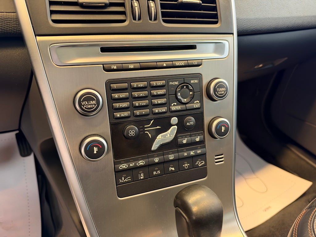 Volvo XC60 2009 - miniatyr 15