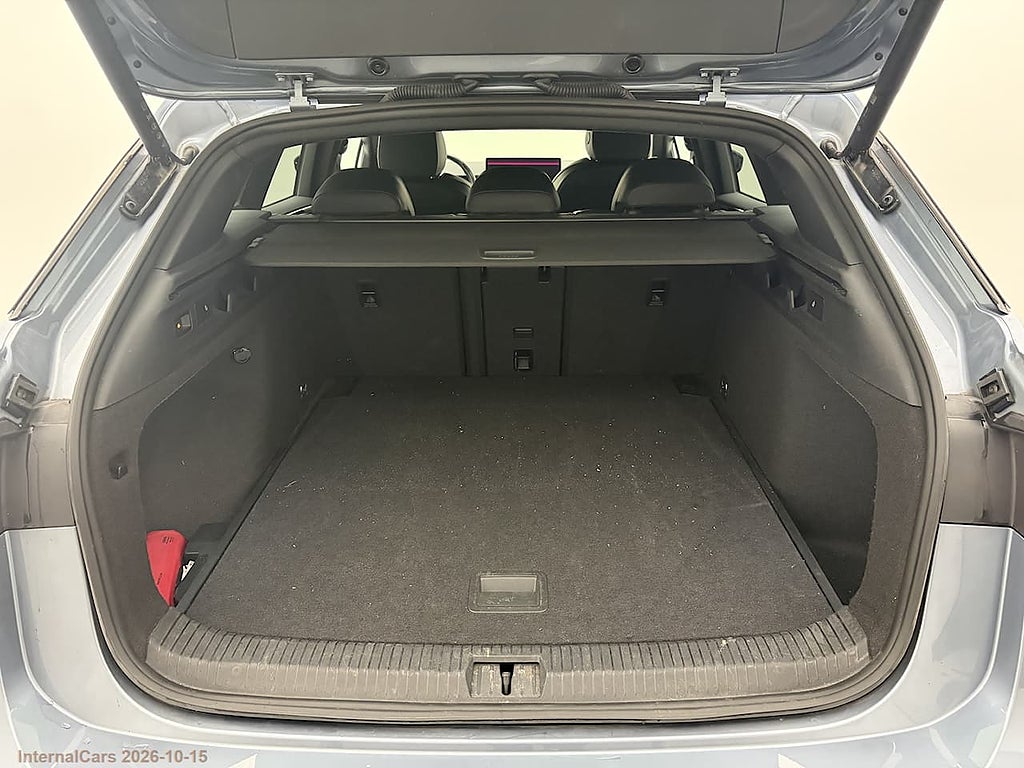Volkswagen ID.7 Pro Tourer Pro dragkrok 360 kamera 286hk