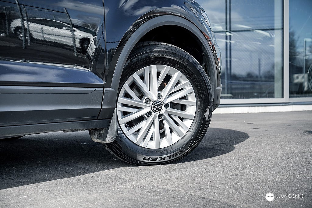 Volkswagen T-Roc 2021 - miniatyr 4