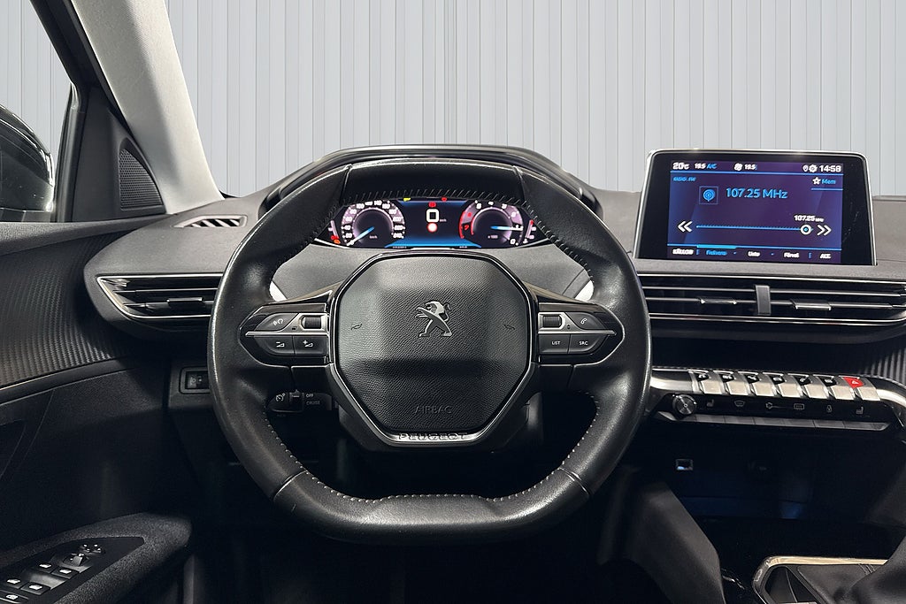 Peugeot 3008 2022