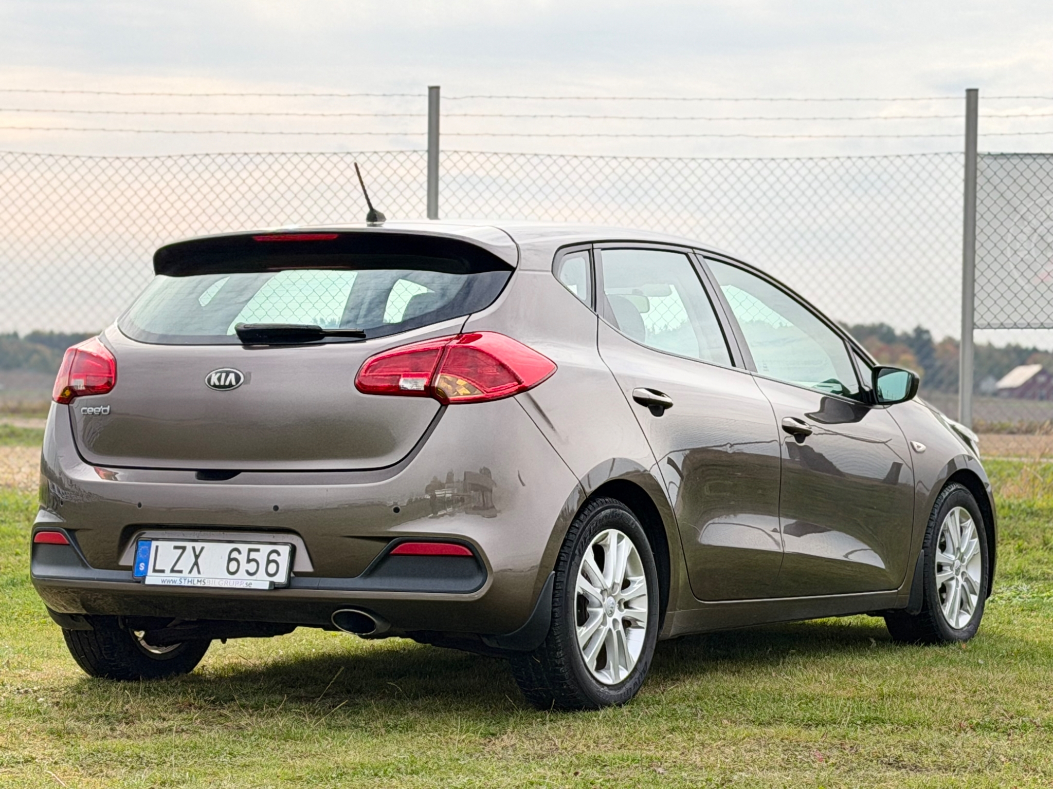 Kia Ceed cee'd 1.4 CVVT 1 års garanti 2014, bild 5/10