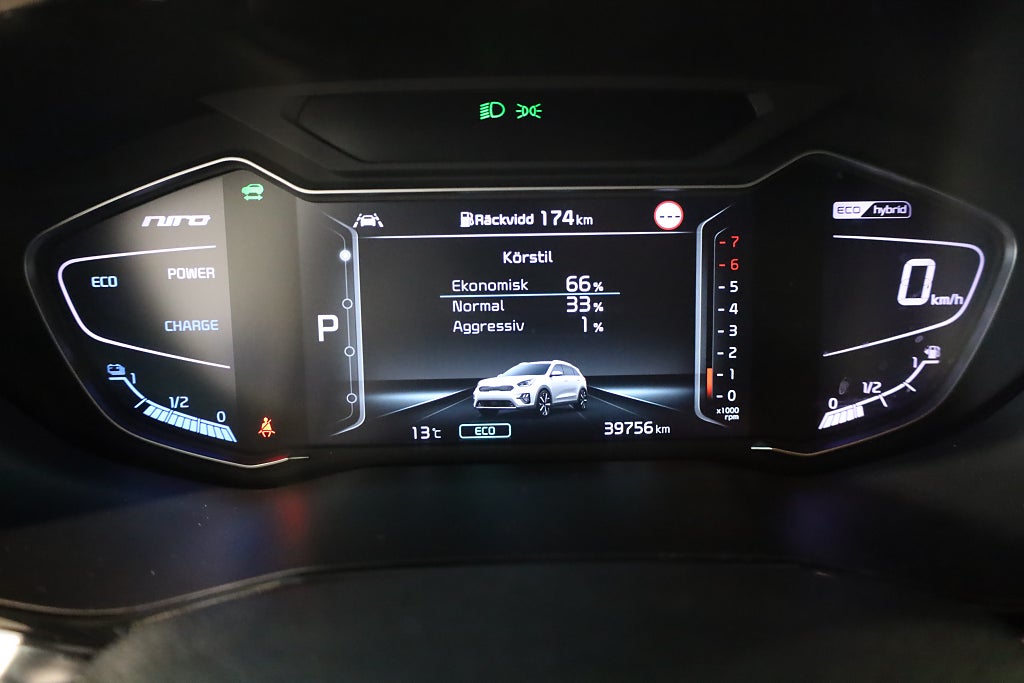 Kia Niro Hybrid 141hk Advance Plus Navi Kamera Läder Rattvärme