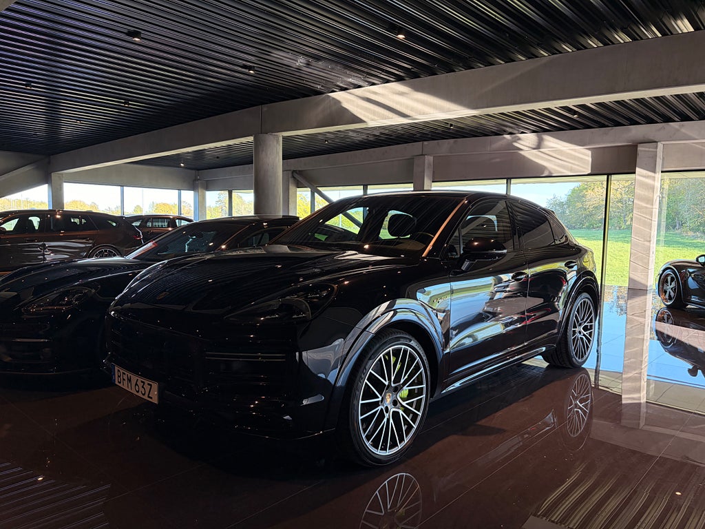 Porsche Cayenne Turbo S Coupé * Burmester * Massage * 22" Fälg *Se Spec