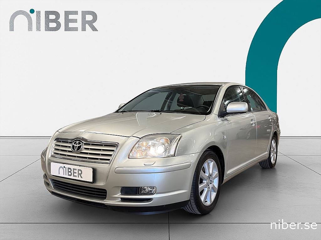 Toyota Avensis Sedan 1.8 VVT-i, 4 brukare, LÅG MIL