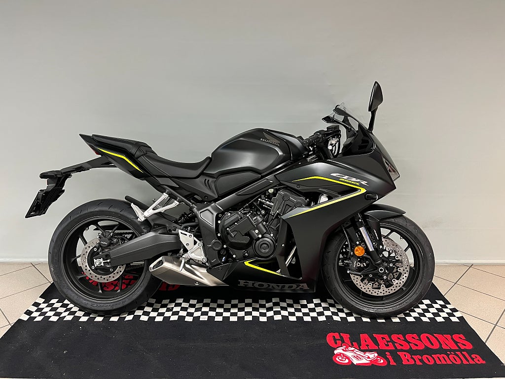 Honda CBR 650 R E-Clutch 