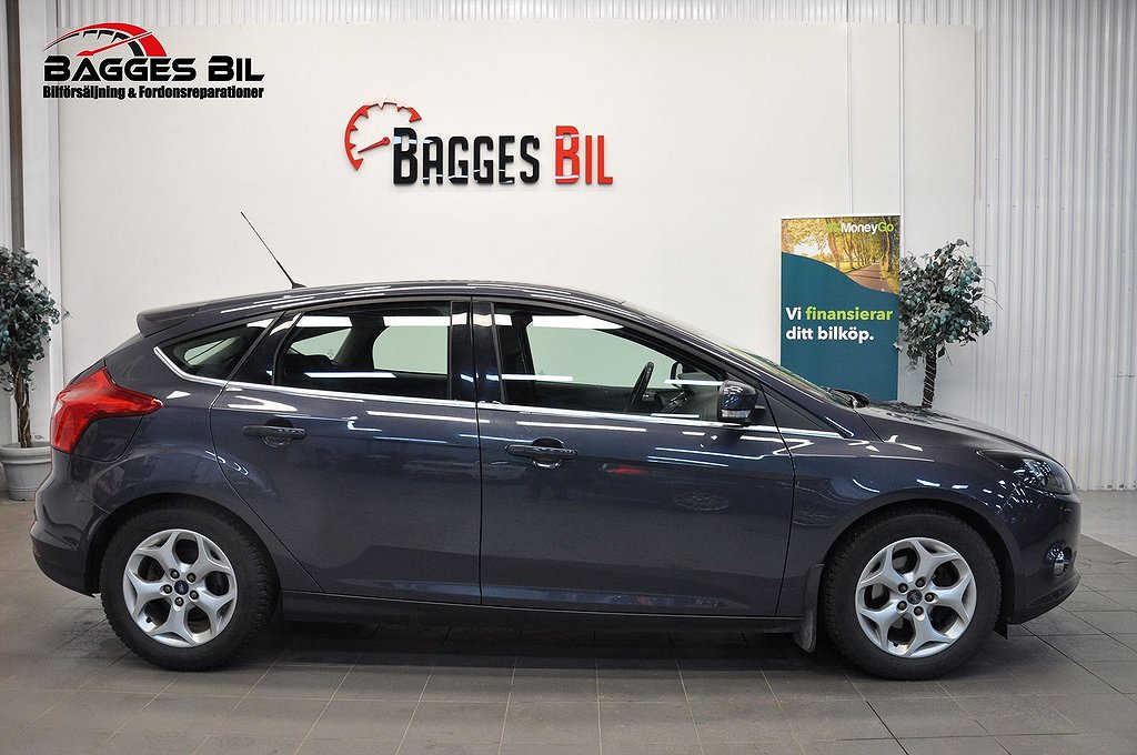 Ford Focus 1.0 EcoBoost / ny kamrem/ ny servad / ny besiktad