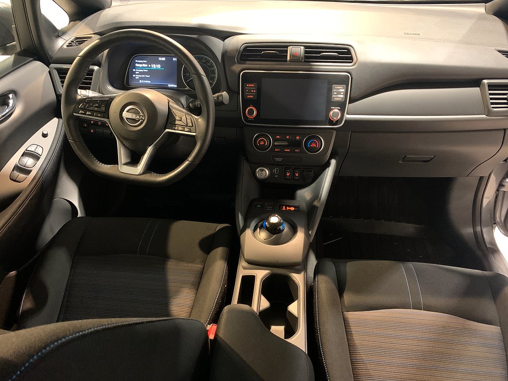 Nissan Leaf 40kwh ACENTA | Re-leasing 2999kr/mån inkl hjul 2022