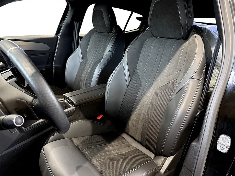 Bild på Peugeot 408 GT 1.2 PT 130hk Aut - B-KAMERA, ELSTOL