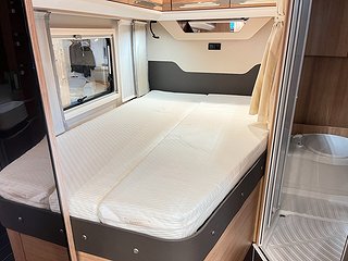 Husbil-halvintegrerad Knaus Sky TI 650 MF 20 av 28