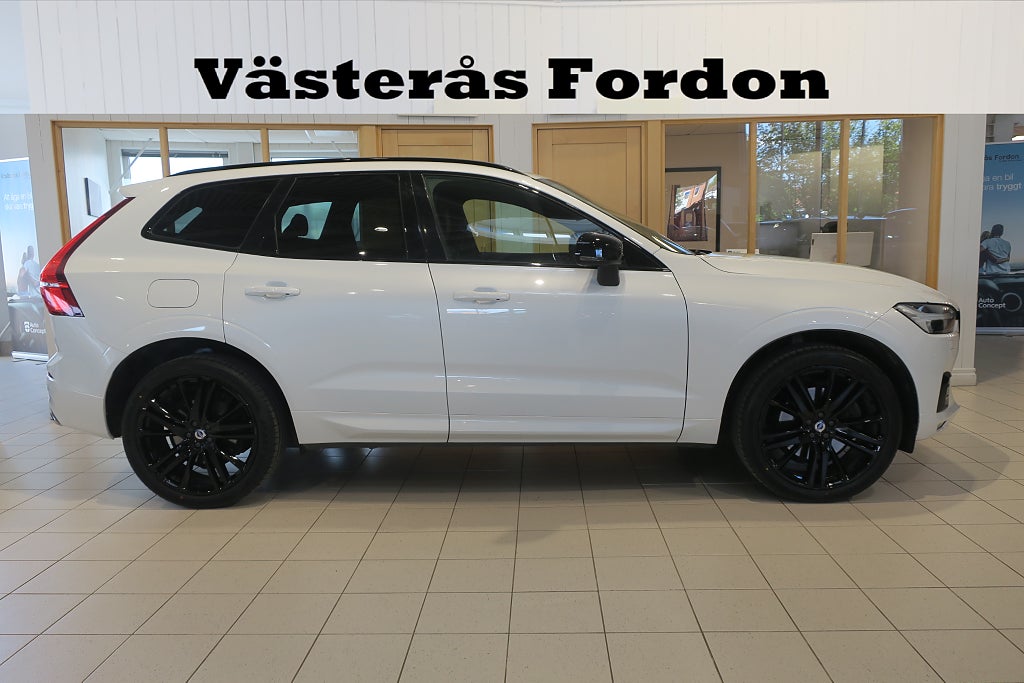Volvo XC60 B4 AWD R-Design 4.99% B&W Pano 360° Läder 21" 