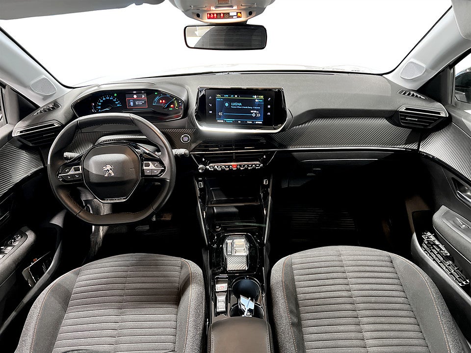 Bild på Peugeot E-208 Active 50kWh 136hk Aut CARPLAY P-SENSORER