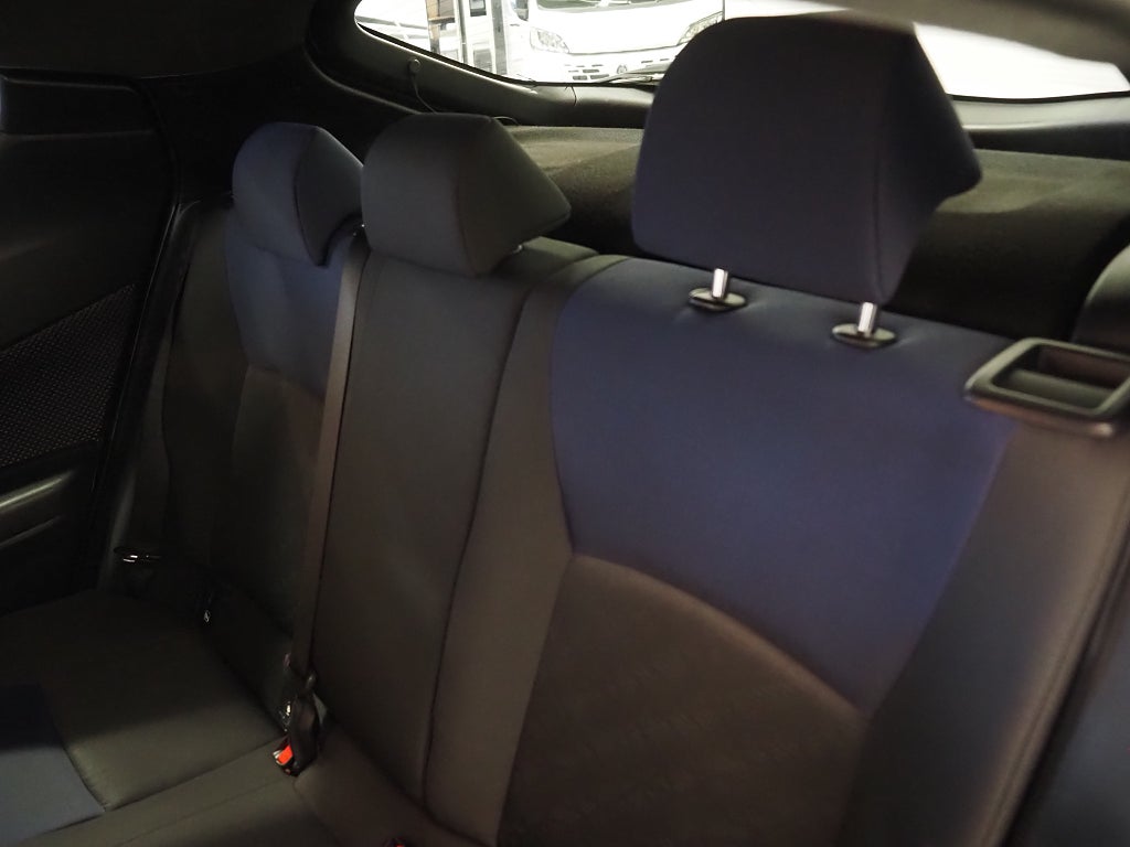 Toyota C-HR Hybrid 122hk CVT Style | Backkamera | 2017