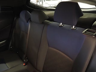 SUV Toyota C-HR 13 av 20