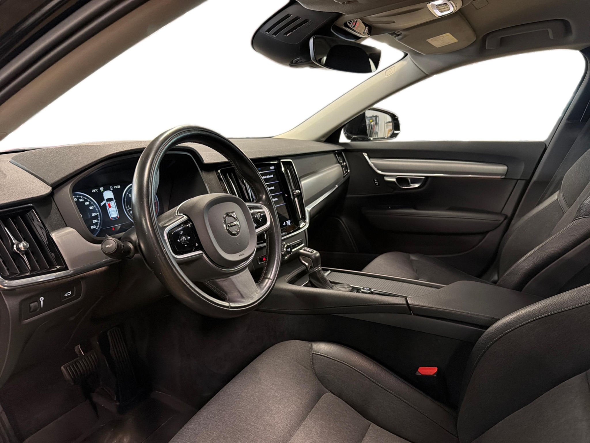 Volvo V90 2020, kuva 7/53