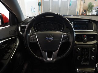 Halvkombi Volvo V40 10 av 23