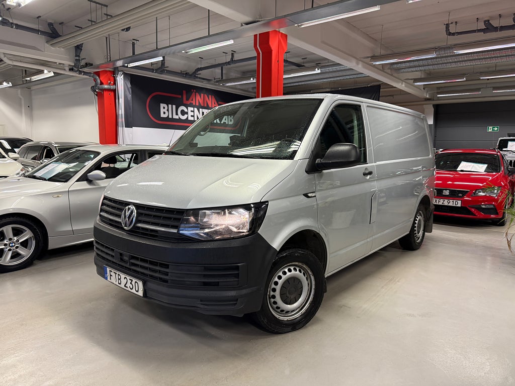 Volkswagen Transporter T30 2.0 TDI Aut 1 Ägare Drag Backkamera Värmare Kamrem bytt 