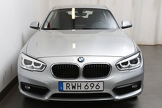 Halvkombi BMW 118I 5 av 23