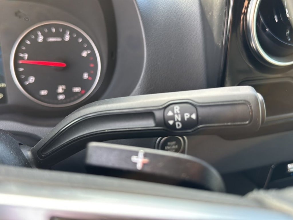 Mercedes-Benz Sprinter 2025 - miniatyr 9