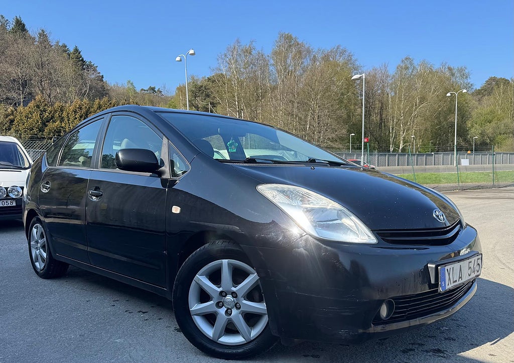 Toyota Prius 1.5 VVT-i + 3CM CVT Euro 4