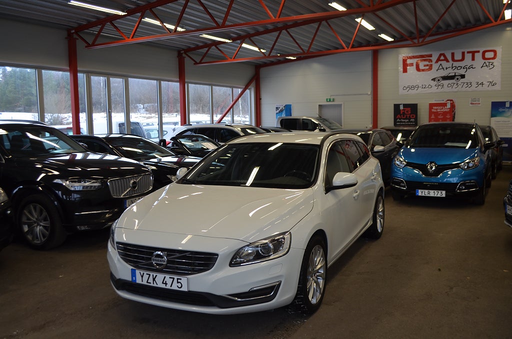 Volvo V60 D4 Classic Momentum Polestar 200 hk Navi Drag Euro 6