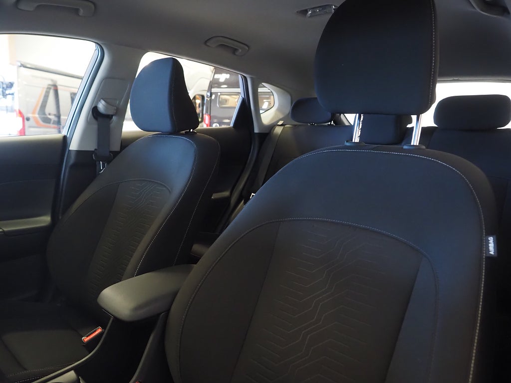 Hyundai Kona Electric Standard Range 48.4kWh Essential Kamera Navi