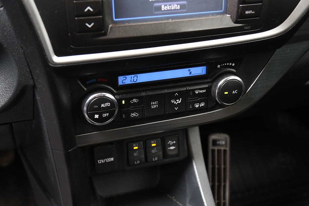 Toyota Auris 1,6 132hk Active Touring Sports Motorvärmare 2013