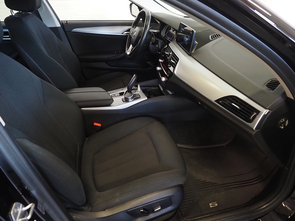 BMW 520 d Touring 190hk Steptronic Backkamera Navi