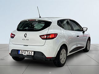 Renault Clio 1.2 73hk Kamrem bytt Farthållare S/V-hjul – bild 6