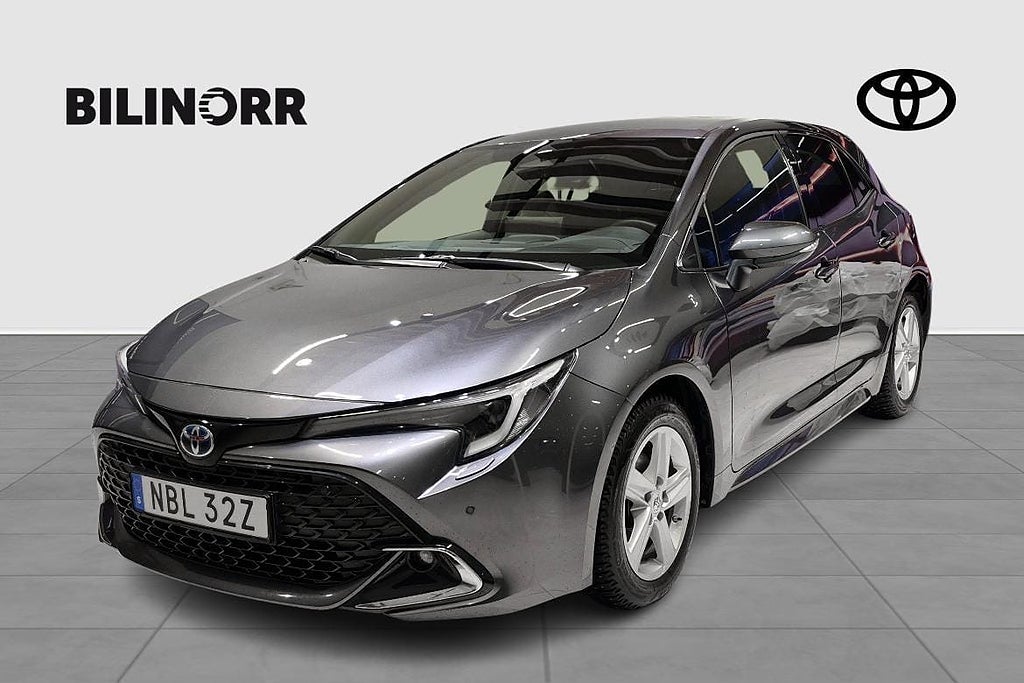 Toyota Corolla 1,8 HYBRID 5D STYLE | VHJUL |