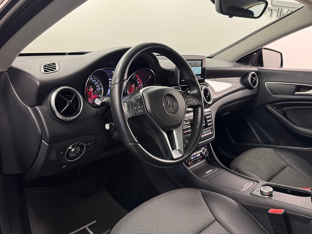 Mercedes-Benz CLA200 2015 - miniatyr 4