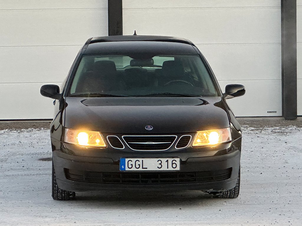 Saab 9-3 SportCombi 1.8t Euro 4 Välskött Nybesiktigad 