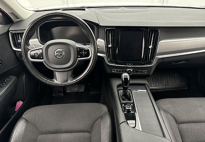 Volvo V90 D3 150hk Momentum VOC Värmare Head-Up Kelyess - bild 29