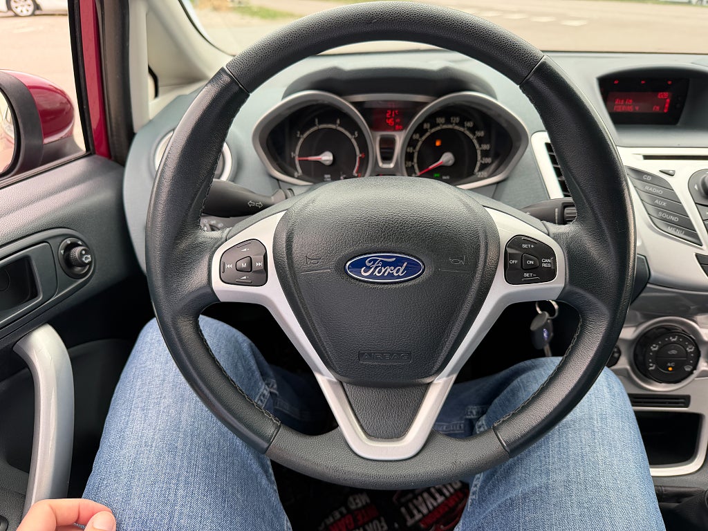 Ford Fiesta 1.25 Titanium 5-dörrar