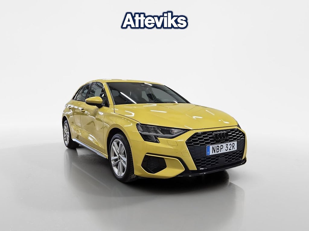 Audi A3 35 TFSI 150hk Kamera/Svart optik