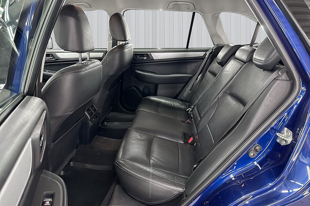 Subaru Outback 2015