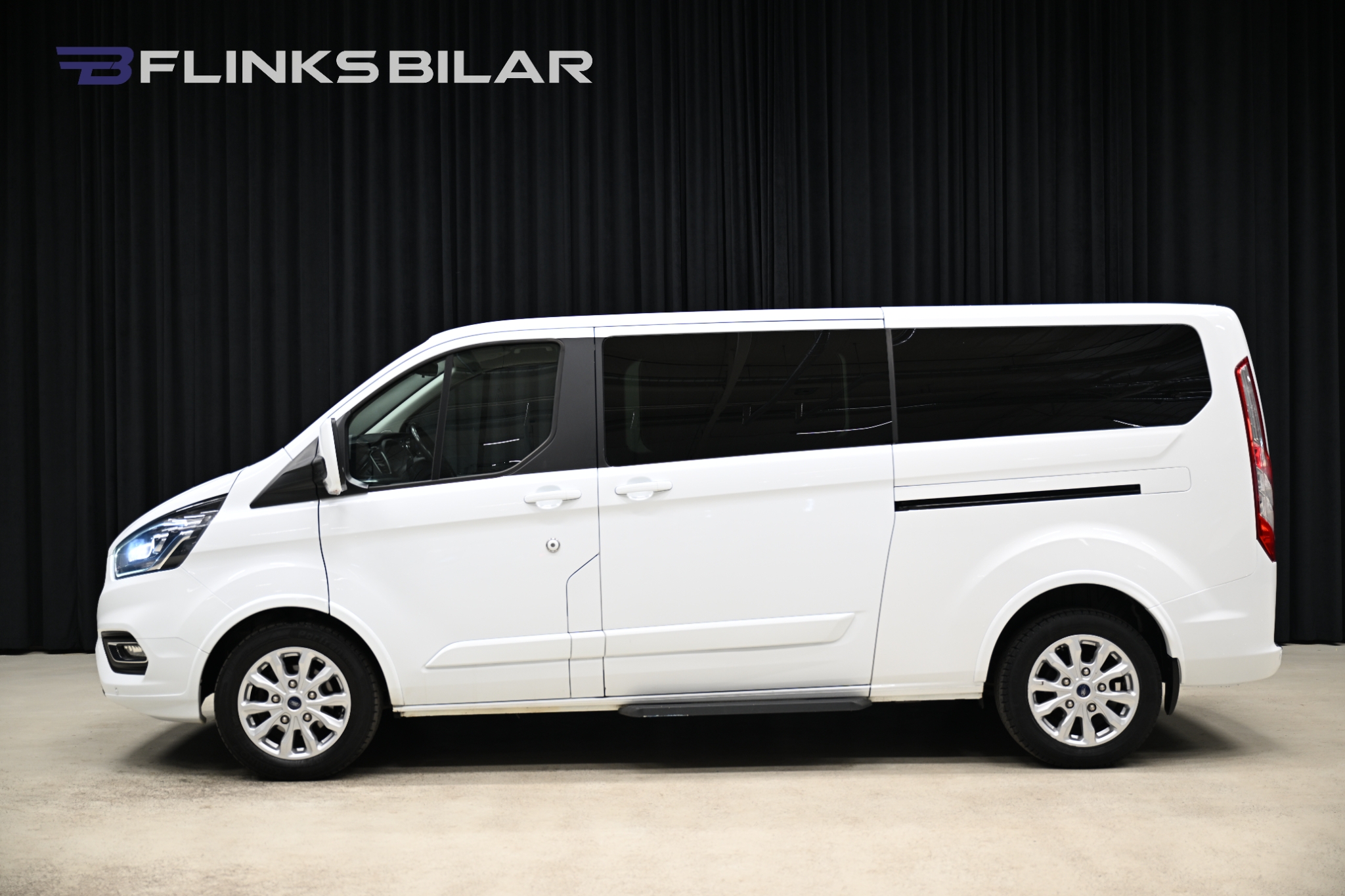 Ford Tourneo Custom 2021, bild 3/10