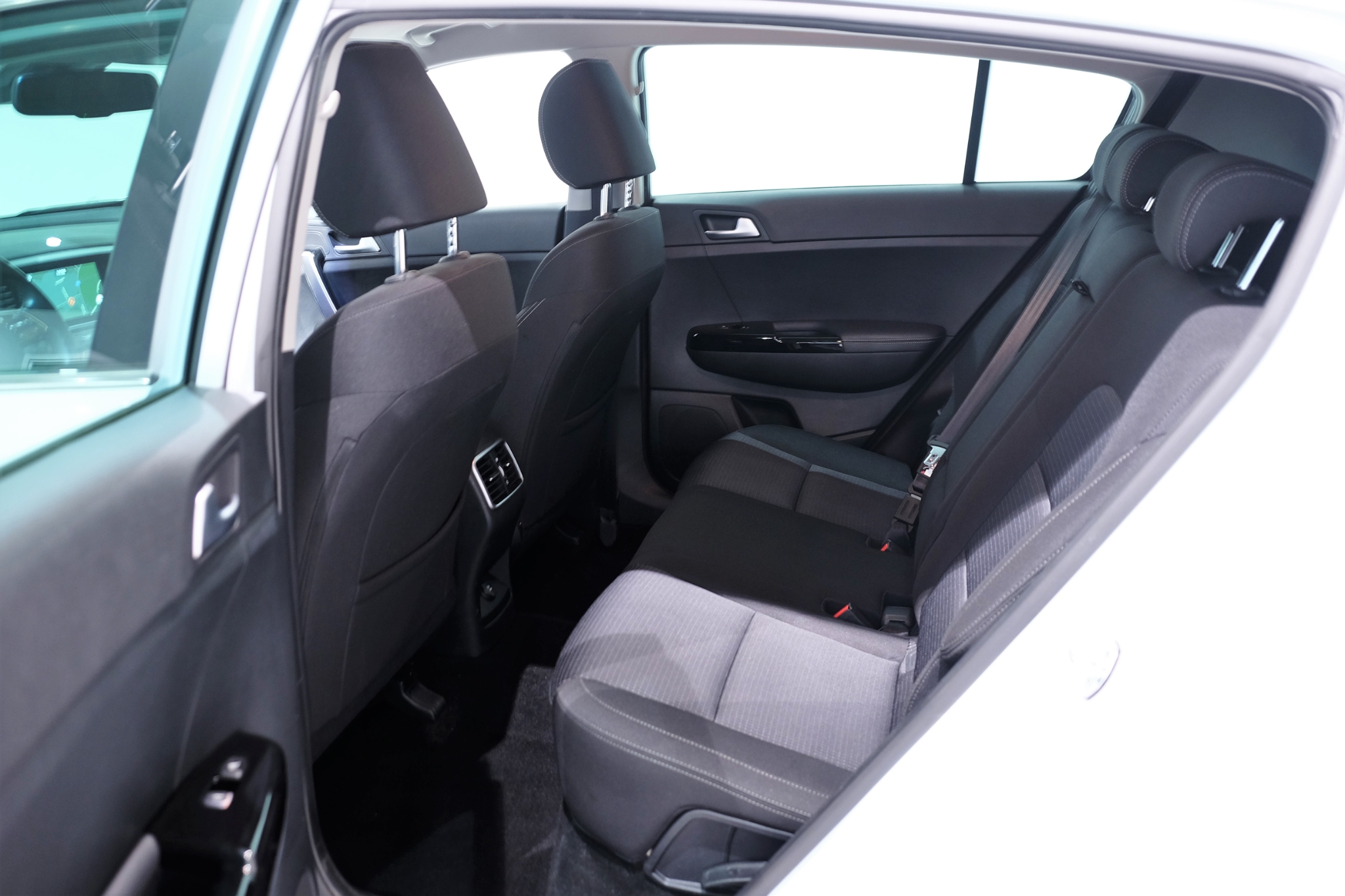 Kia Sportage 1,6 177hk T-GDI AWD AUT 2019, bild 5/49