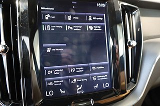 SUV Volvo XC60 17 av 27