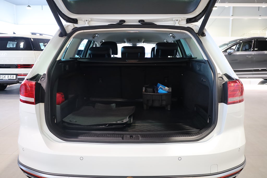 Volkswagen Passat Alltrack 2.0 TDI 240HK 4M Alltrack Cockpit Drag Navi Kamera
